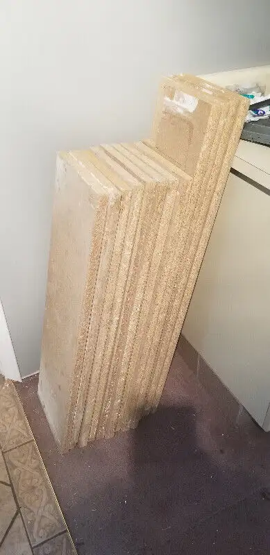 16 Marches en particules de bois pour 20$!!!, View more