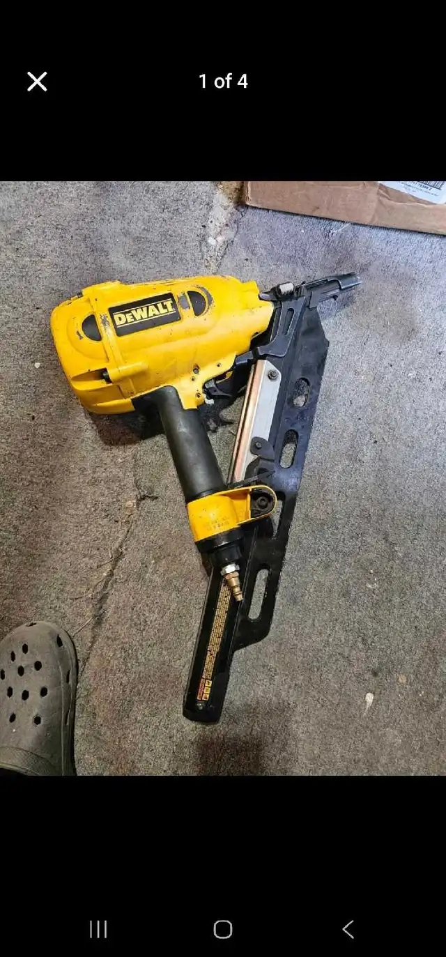 DeWalt Pneumatic Nailer in Power Tools in Winnipeg - Image 2