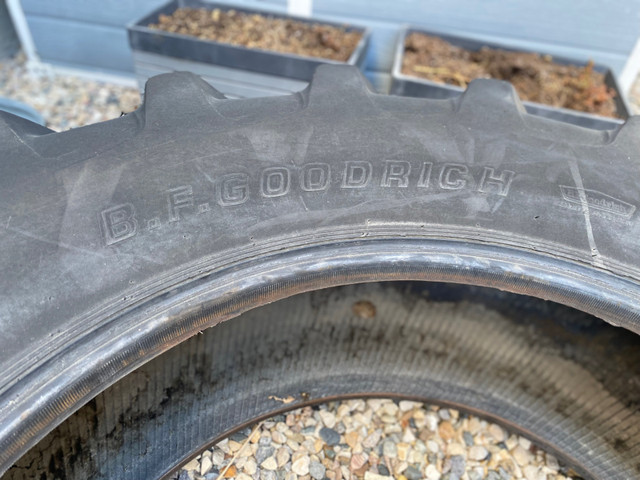 Tractor Tire - Used/Worn - REDUCED  in Exercise Equipment in Regina - Image 4