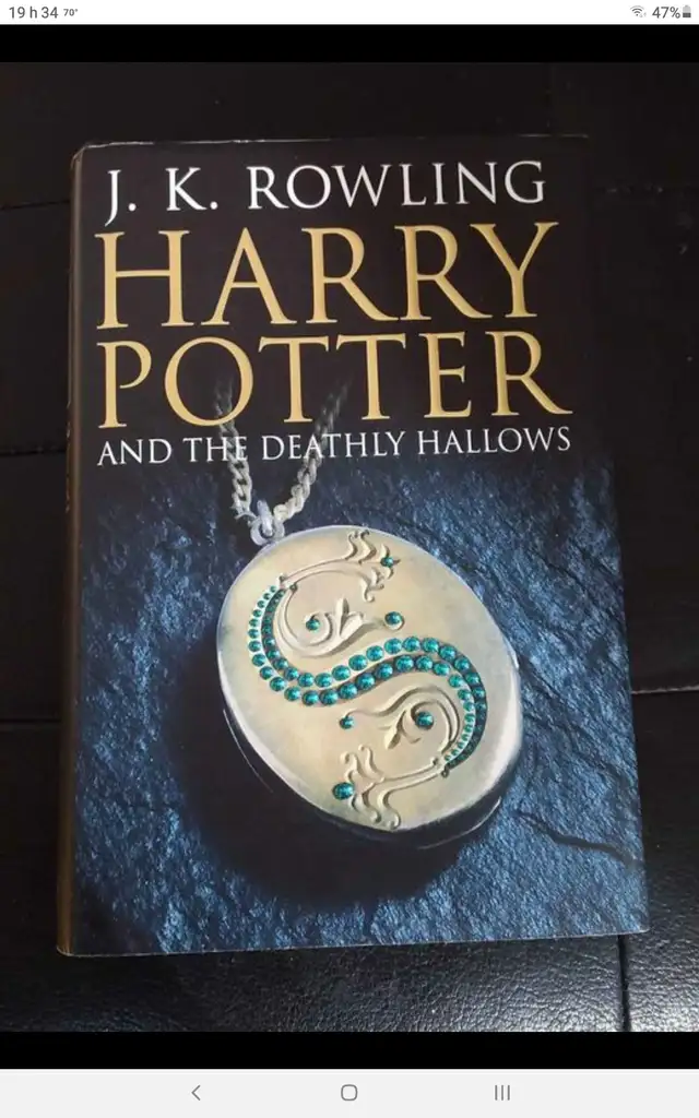 Livre de Harry Potter en anglais in Children & Young Adult in Longueuil / South Shore - Image 2