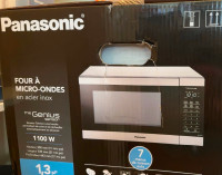 Panasonic Microwave 1100watts