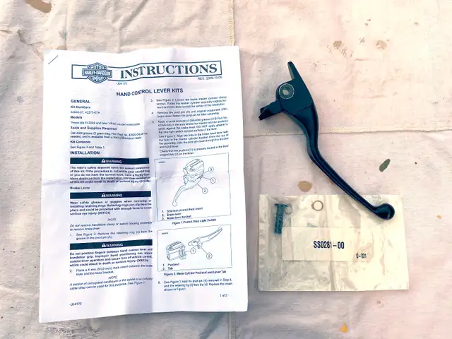 Harley Davidson OEM VRSC Brake Hand Lever Black 42276-06 in Motorcycle Parts & Accessories in City of Toronto - Image 2