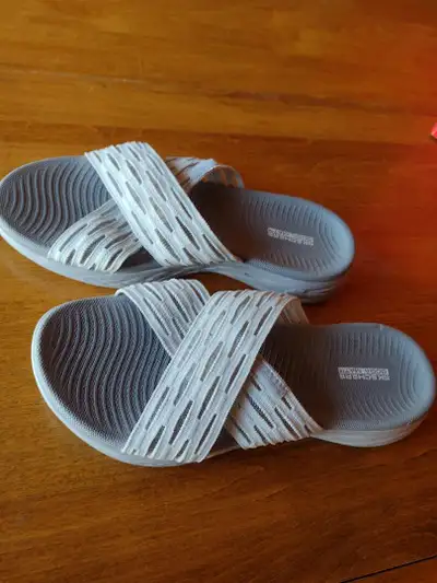 Skechers sandals-never worn, View more