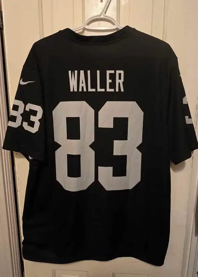 Lase Vegas raiders jersey 