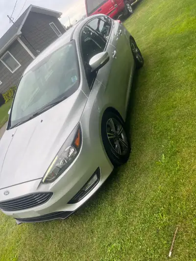 2016 Ford Focus Only 67,000 km and fresh safety. Car is in excellent condition and drives very smoot...