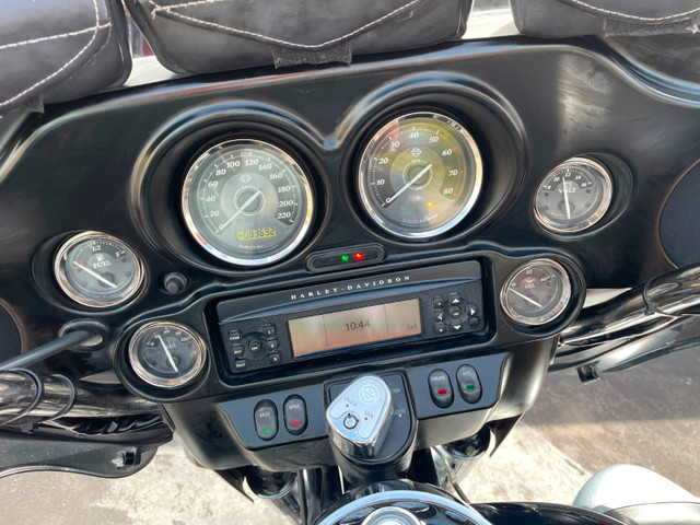 2012 Harley Davidson Ultra Classic LTD in Touring in Kelowna - Image 3