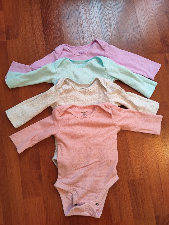 Lot de vêtements bébé fille 3 mois dans Vêtements - 3 à 6 mois  à Laval/Rive Nord - Image 2