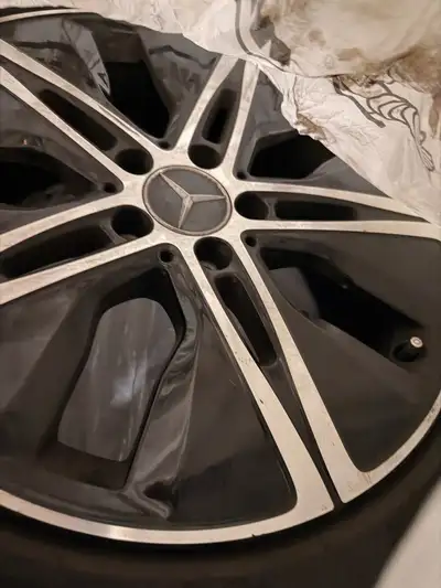 OEM Mercedes-Benz 18” Winter Wheel & Tire Package Used for casual driving over two winters less than...