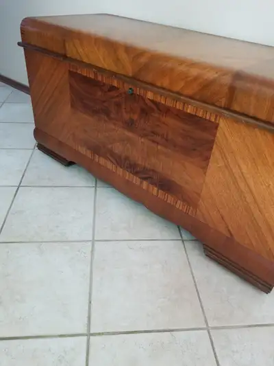 A vintage 1950's cedar chest made by LANE. Dimensions are 47 inch W x18 1/2 D x 22 3/4 H. Is in very...