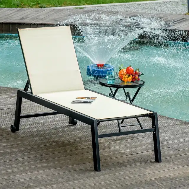 Outdoor Lounge Chair, Patio Lounger in Patio & Garden Furniture in Markham / York Region - Image 2