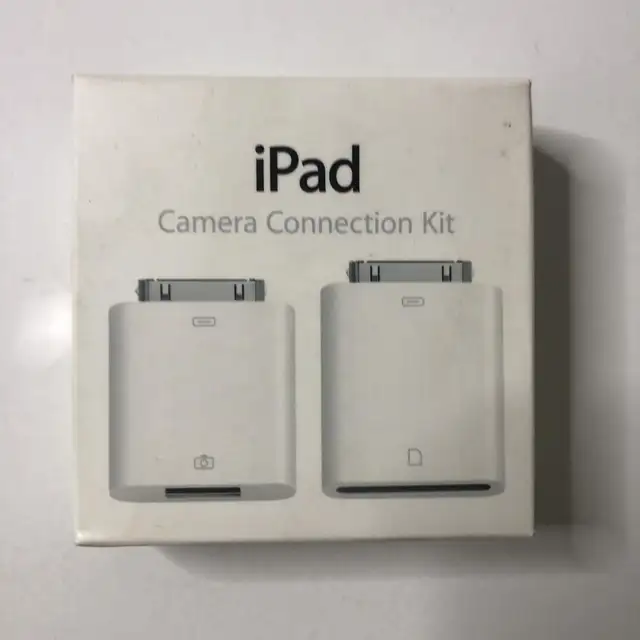 Original Apple iPad Camera Connection Kit - brand new in Other in Calgary - Image 2