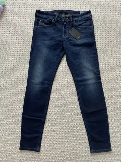 Diesel Jeans Stickker 0845I W33 L32 slim fit stretch. Brand new., View more