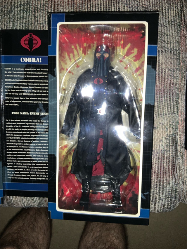 Sideshow: Cobra Commander from G.I. Joe - Enemy Leader  in Arts & Collectibles in Mississauga / Peel Region - Image 2