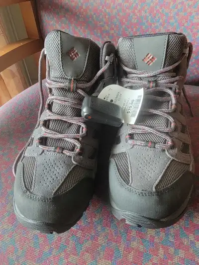 Columbia Hiking Boots - Size 9, View more