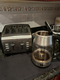 Stainless Toaster 4 slices slot and a Electric Glass Kettle