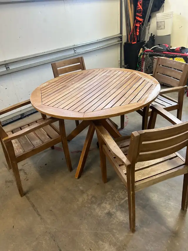 Patio dinning set in Patio & Garden Furniture in Bedford - Image 3