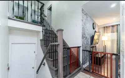 DETACH HOME FOR RENT
