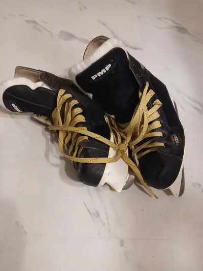 Sherwood hockey skates, View more