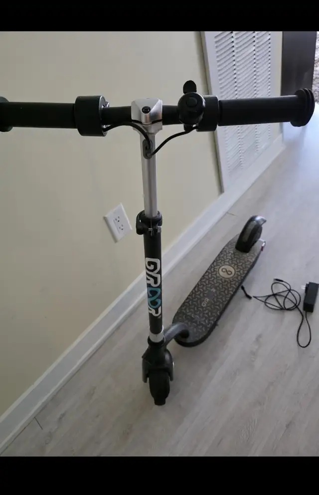Gyroor H40 Electric Scooter593706851092418563