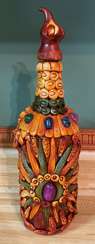 Très belle bouteille décorative « tête d’aigle » dans Art et objets de collection  à Trois-Rivières - Image 2
