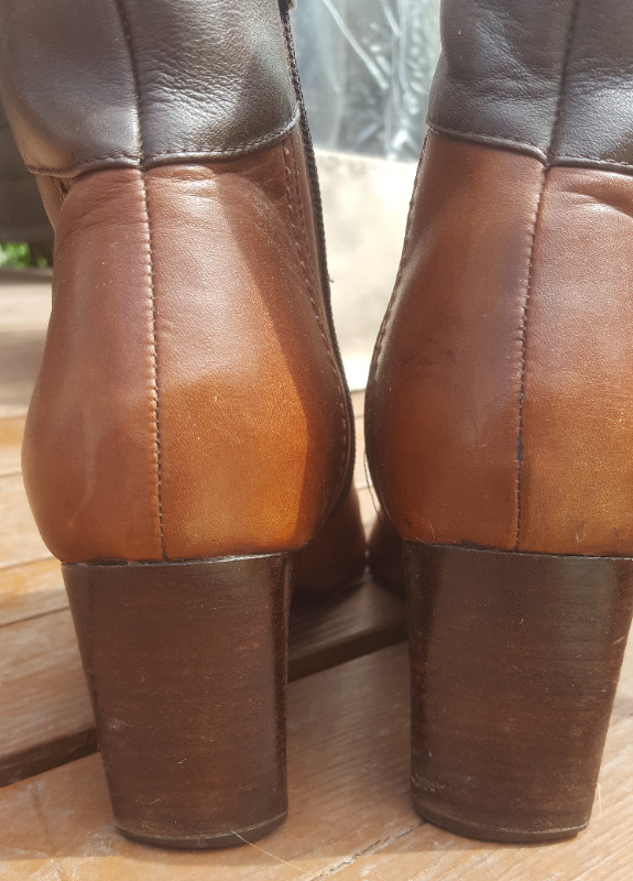 Bottes cuir de printemps dans Femmes - Chaussures  à Ouest de l’Île - Image 3