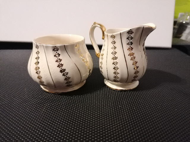 Creamer and Sugar Bowl Early mid-century Sadler in Arts & Collectibles in Fredericton