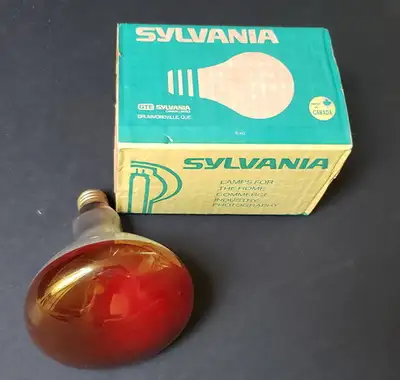 Sylvania Colortone Red Incandescent Floodlight Bulb 150W 115V, View more