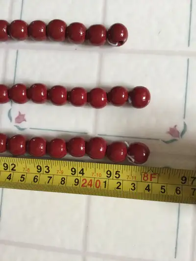 Red Bead Garland, View more