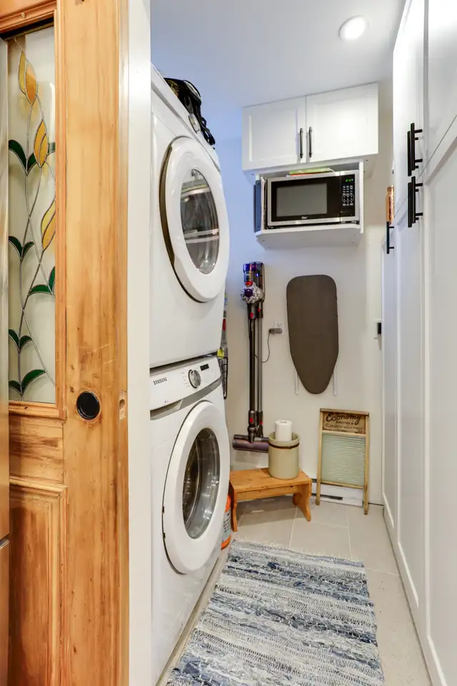 Beautifully Renovated 3 Bed, 1 Bath Home – Move-In Ready in Long Term Rentals in Kitimat - Image 10