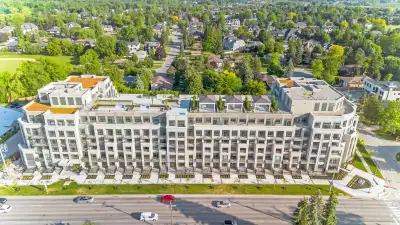 1 Bed + 1 Den 2 Full Washrooms Condo Rent in King City Available