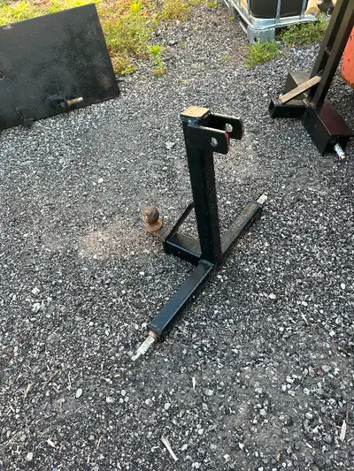 3 point hitch trailer receiver drawbar, tractor category 1 , lift and relocate trailer and drop. $15...