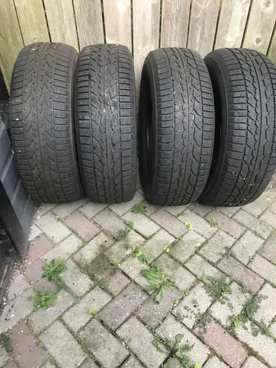 255/65R17 tires. Firestone winter force 2 set of 4. No rims Best offer