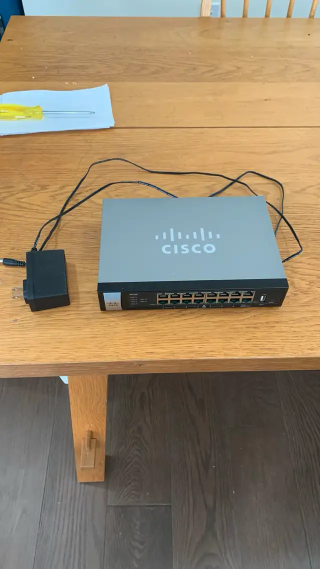 Cisco RV325 14 Port Dual WAN gigabit network switch in Networking in Kawartha Lakes - Image 3