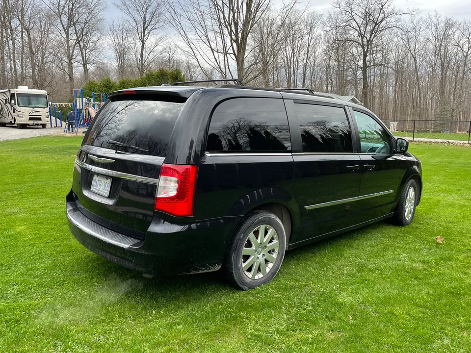 2013 Town & Country low mileage