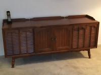 Solid Wood Vintage Stereo Console
