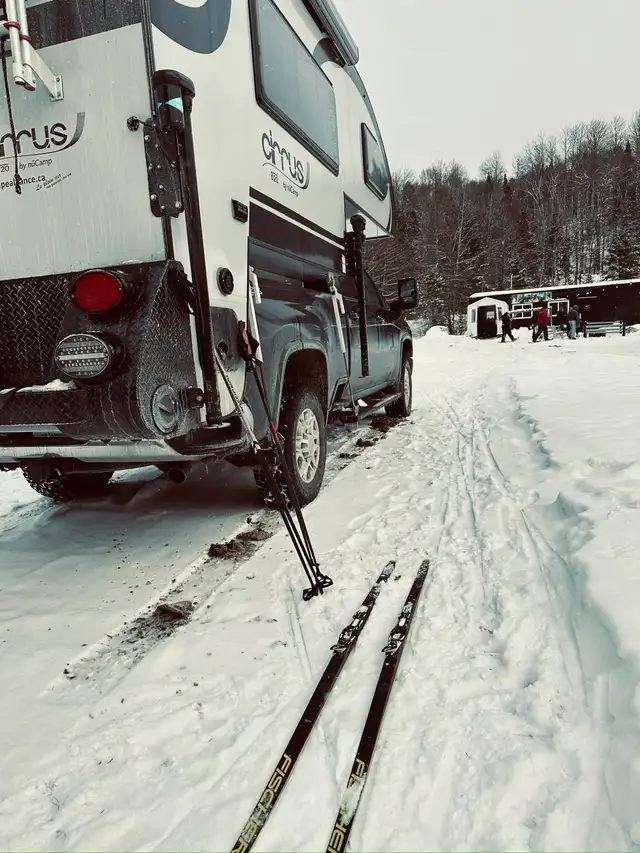 Cirrus 820 in RVs & Motorhomes in Laval / North Shore - Image 3