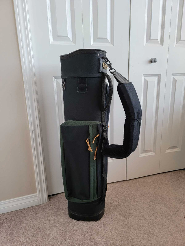 Golf Carry Bag With 6 Divider, AD B 13 in Other in Calgary - Image 3