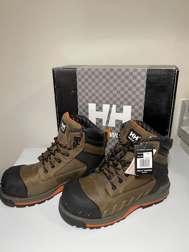 HELLY HANSEN WORK BOOTS - SIZE 8 NEW CONDITION in Men's Shoes in Lethbridge