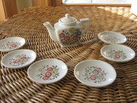 Lot: 6 ASSIETTES de vaisselle poupée jouet VINTAGE doll PLATES