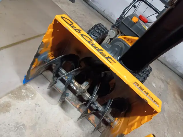snow blower, two-stage gas Snowblower | Snowblowers | Kingston | Free ...