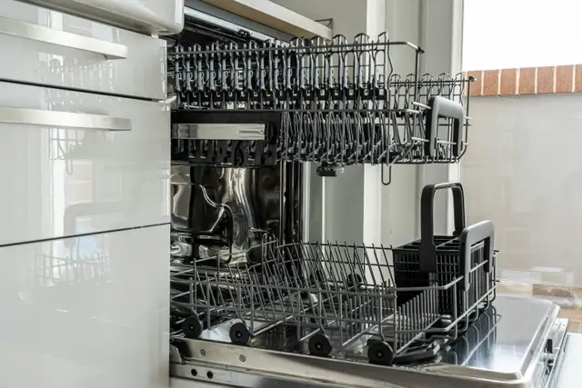 Fast, affordable, high-quality electrical work for your home.  in Electrician in Mississauga / Peel Region - Image 4