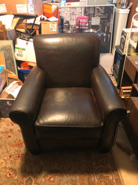 QUALITY LEATHER ARM CHAIR