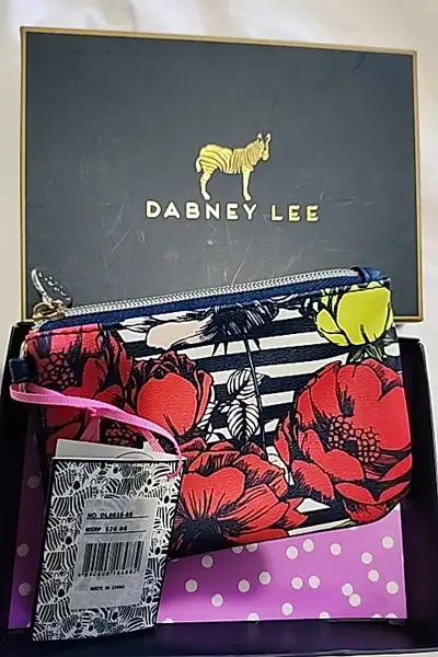 brand new zip pouch, View more