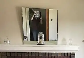 Vintage Wall Mirror in Home Décor & Accents in Barrie - Image 2