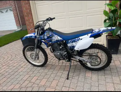 Yamaha dirt bike TTR 230 Great condition,rarely used 2017 model year, but bought new in 2018 Great l...