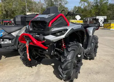 2024 Canam Outlander for sale Hey I’m selling a brand new Canam Outlander 2024, less than 5km. Brand...