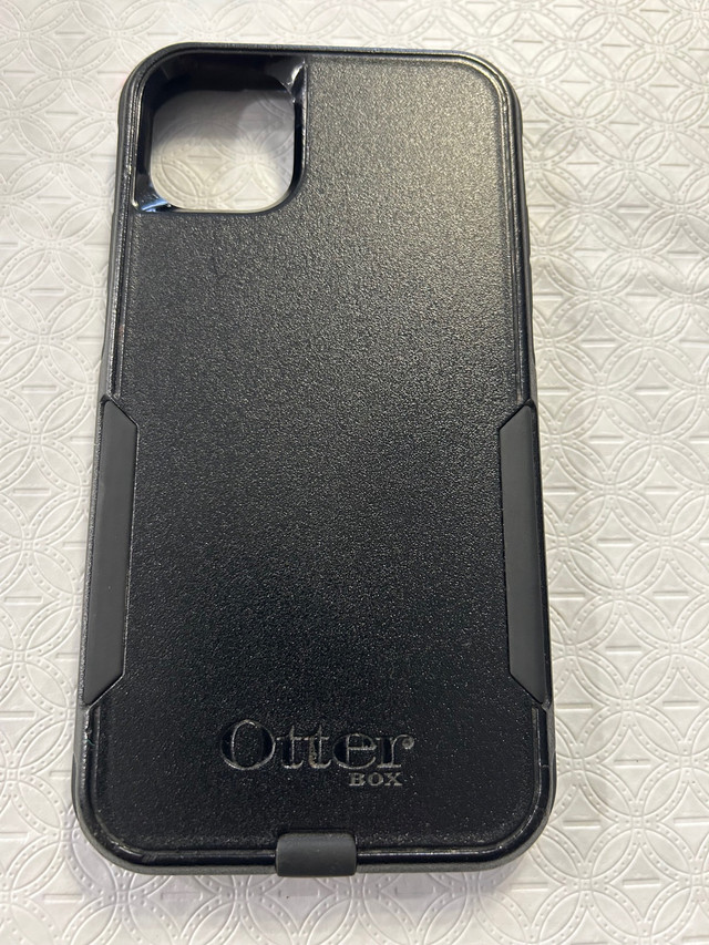 iPhone X and iPhone 11 OtterBox  in Cell Phone Accessories in Markham / York Region - Image 2