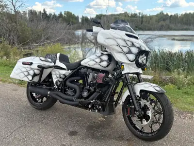 Just finished having this bike built by LSC in Edmonton. Everything is bran new so new owner needs t...