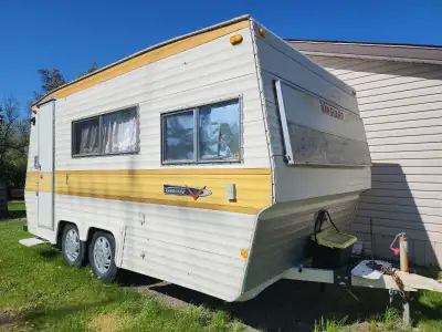 Selling for $3500, cash. Purchased in 2021 (as the 3rd owner) for $4000 as a project. We put about $...