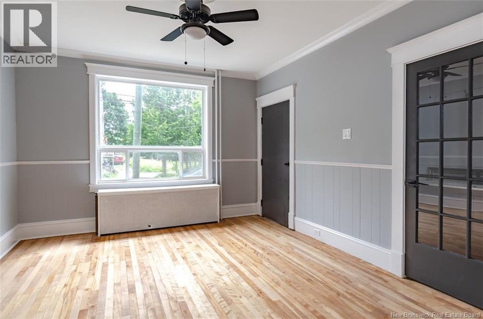 Newly Renovated 3-Bedroom Available 4